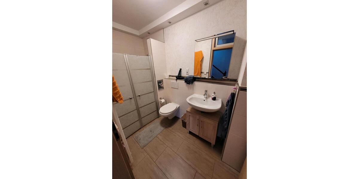 Wohnen auf Zeit Koblenz Bisholder - 16 Zimmer, 20 m&sup2;, 475&euro; | Angebot:25801295