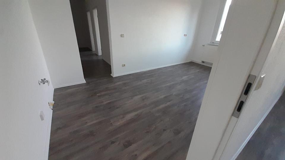 Etagenwohnung Breitenbrunn/Erzgebirge Erzgebirge - 3.5 Zimmer, 74 m&sup2;, 420&euro; | Angebot:24976456