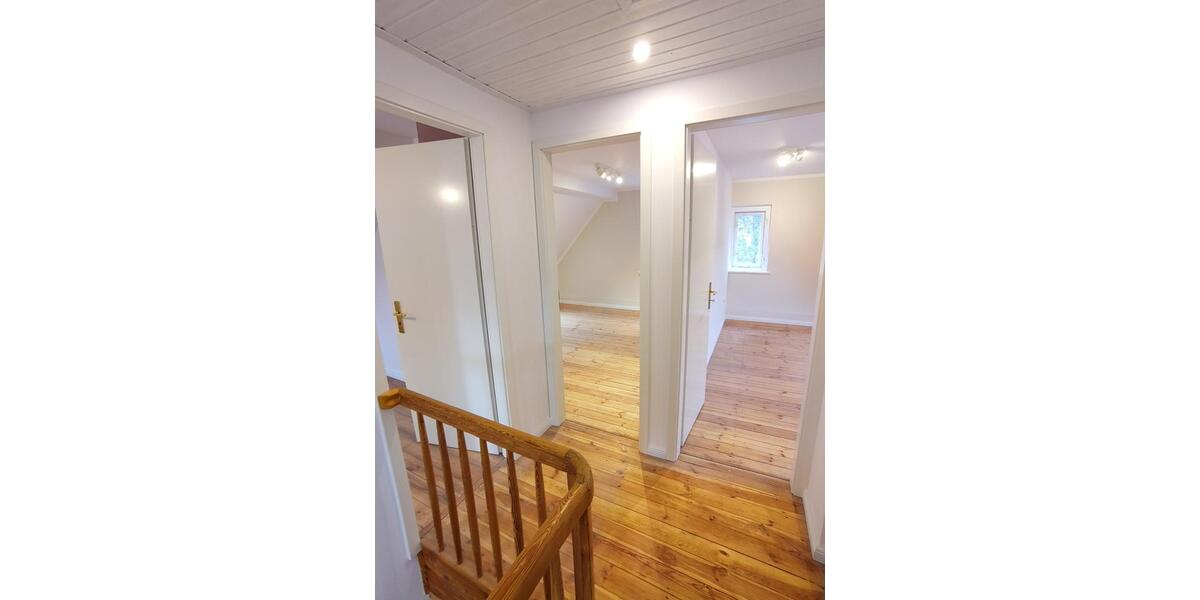 Befristet 12 Monate Teilmöbiliert - frisch saniert 5 zimmer