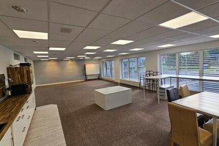 cooles LoftAtelierOffice,123m² + 30m² Terrasse, teilmöbliert zimmer