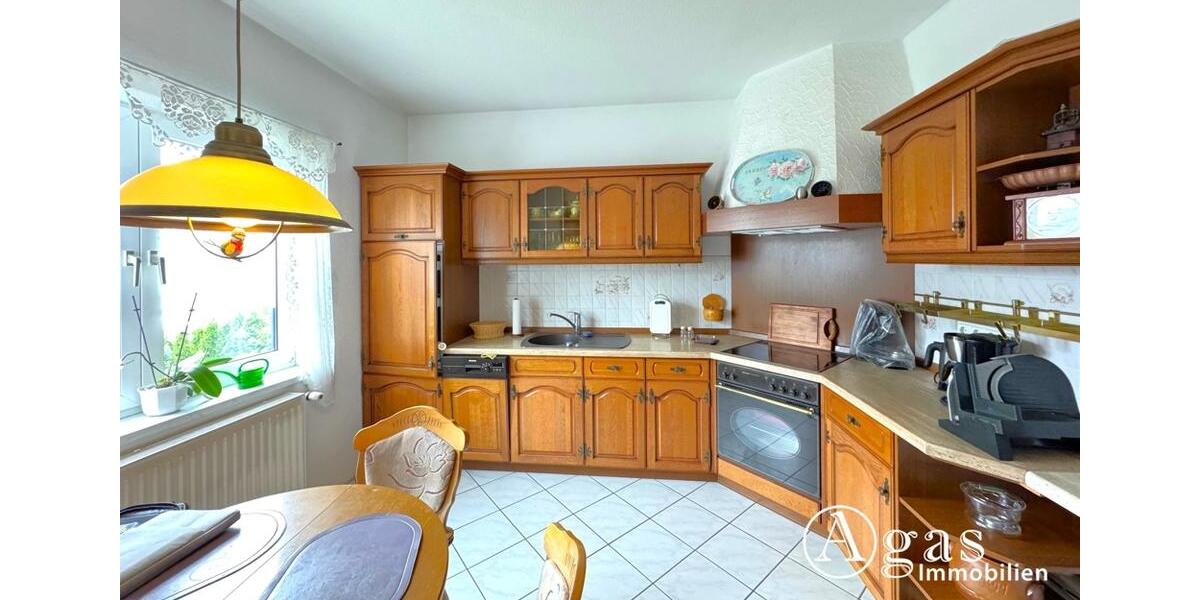 möbliertes Einfamilienhaus mit ca. 180 m² Wohnfläche, 6 Zimmern und Pool in Ahrensfelde 6 zimmer