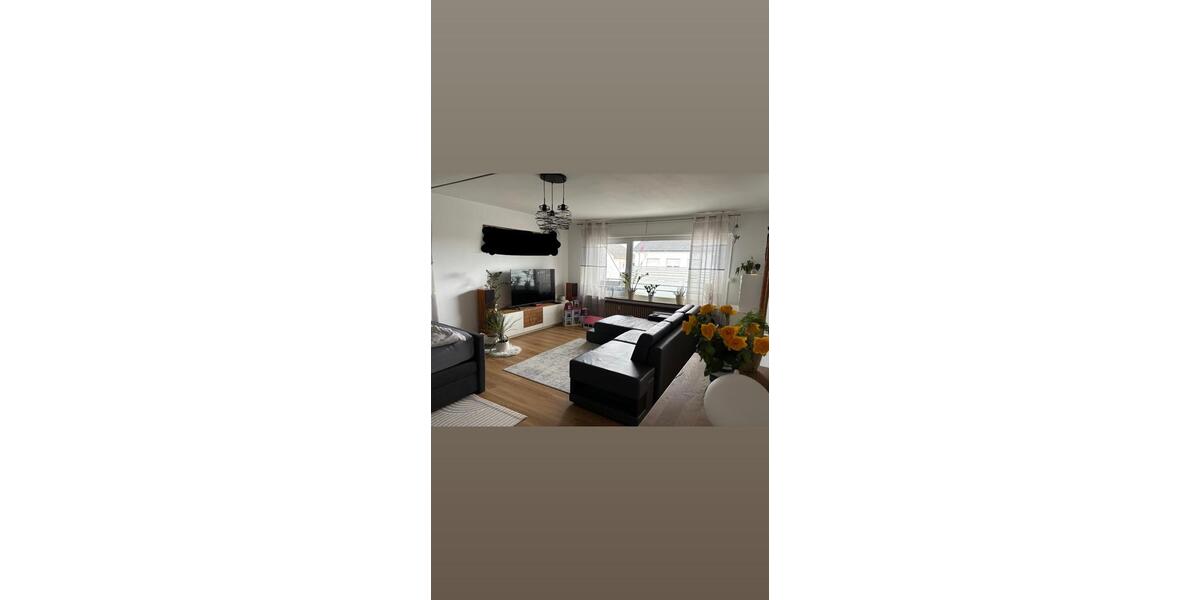 Etagenwohnung Paderborn - 4 Zimmer, 111 m&sup2;, 900&euro; | Angebot:25612738