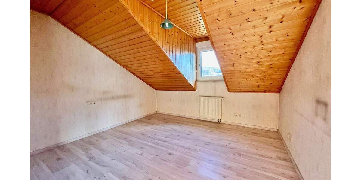 Helle 3 Zimmerwohnung mit Blick ins 