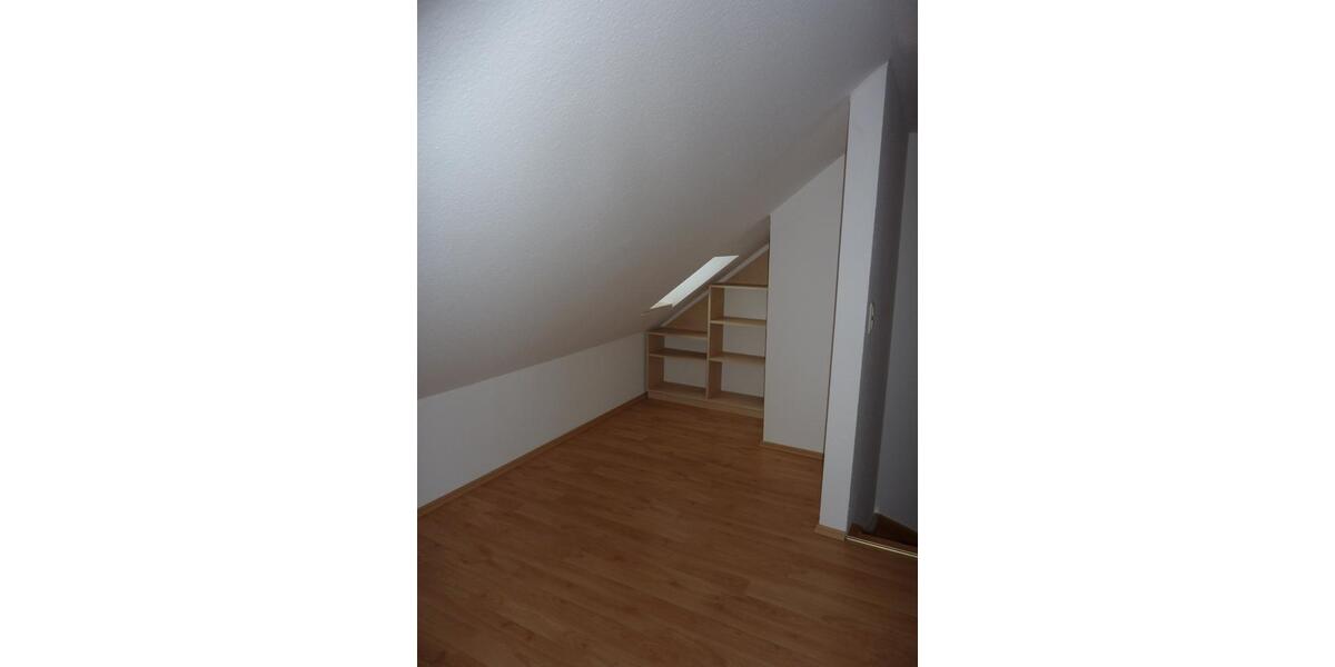 Doppelhaushälfte Pinneberg - 5 Zimmer, 145 m&sup2;, 1.650&euro; | Angebot:24679859