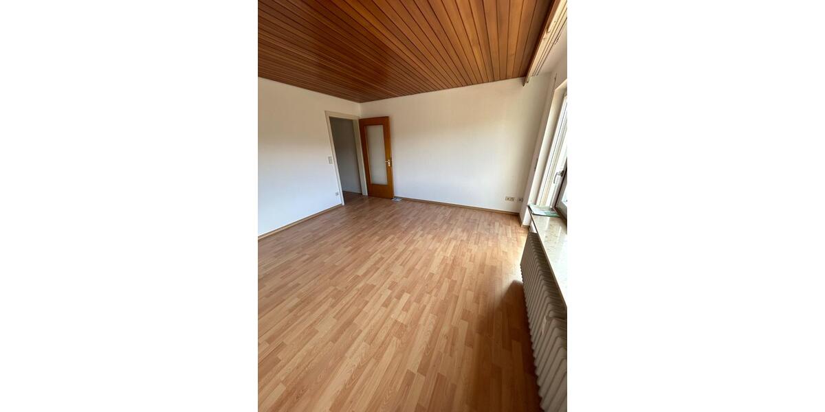 Etagenwohnung Bad Liebenzell - 2 Zimmer, 40 m&sup2;, 450&euro; | Angebot:26278554