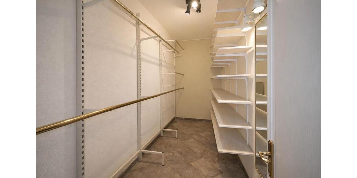 Etagenwohnung Großbeeren - 4 Zimmer, 155 m&sup2;, 2.095&euro; | Angebot:25980901