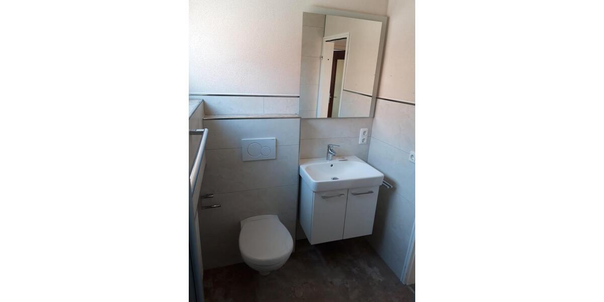 Hochparterre Barbing - 1 Zimmer, 40 m&sup2;, 480&euro; | Angebot:26042538