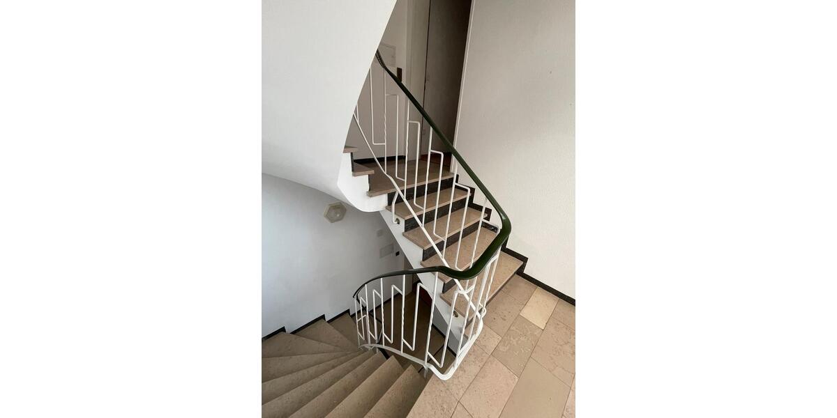 Wohnen auf Zeit Homburg - 25 Zimmer, 200 m&sup2;, 425&euro; | Angebot:26490970