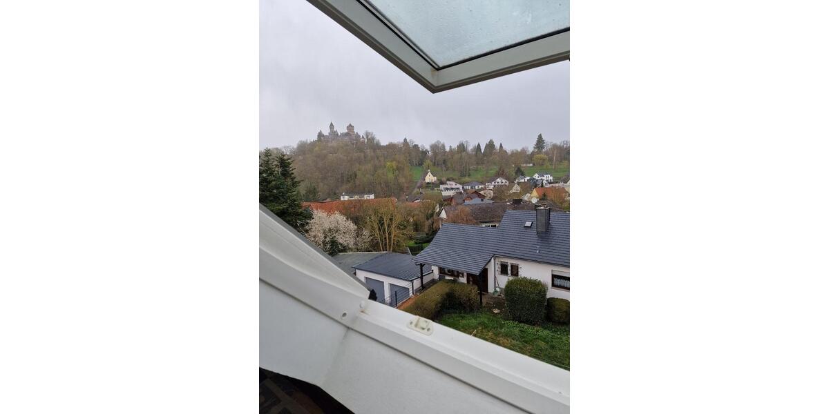 Dachgeschoßwohnung Braunfels - 1 Zimmer, 1 m&sup2;, 400&euro; | Angebot:24828334