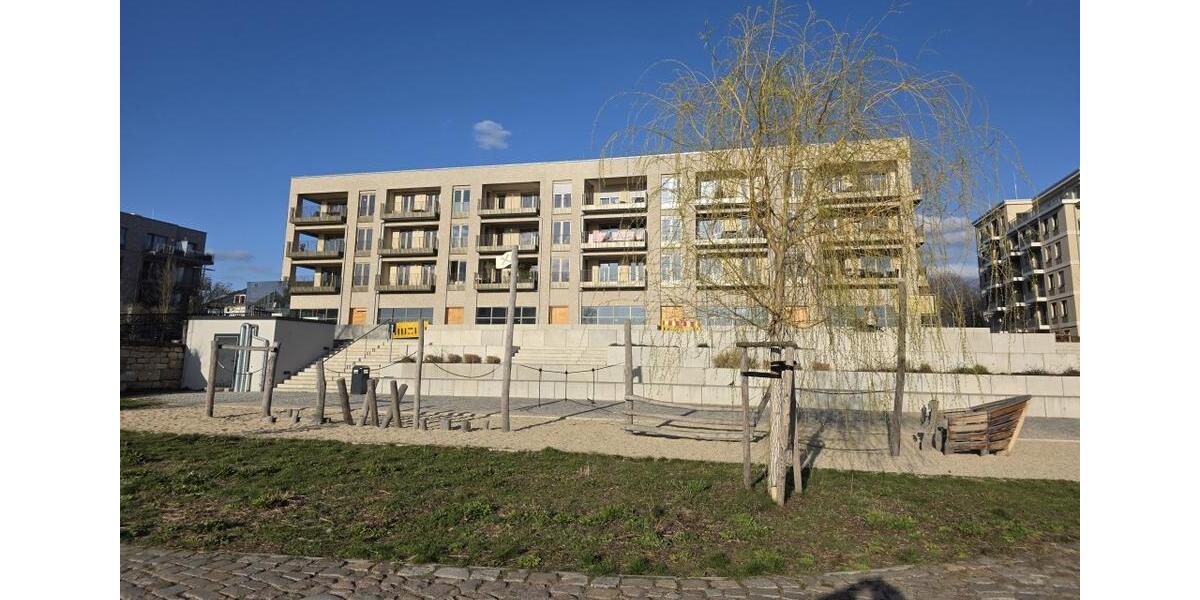 Etagenwohnung Dresden Neustadt - 4 Zimmer, 107 m&sup2;, 1.925&euro; | Angebot:26483004