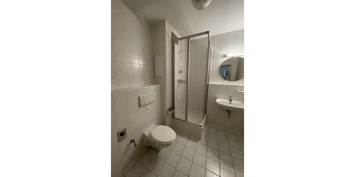 Etagenwohnung Halle Dölau - 1 Zimmer, 40 m&sup2;, 280&euro; | Angebot:26977826