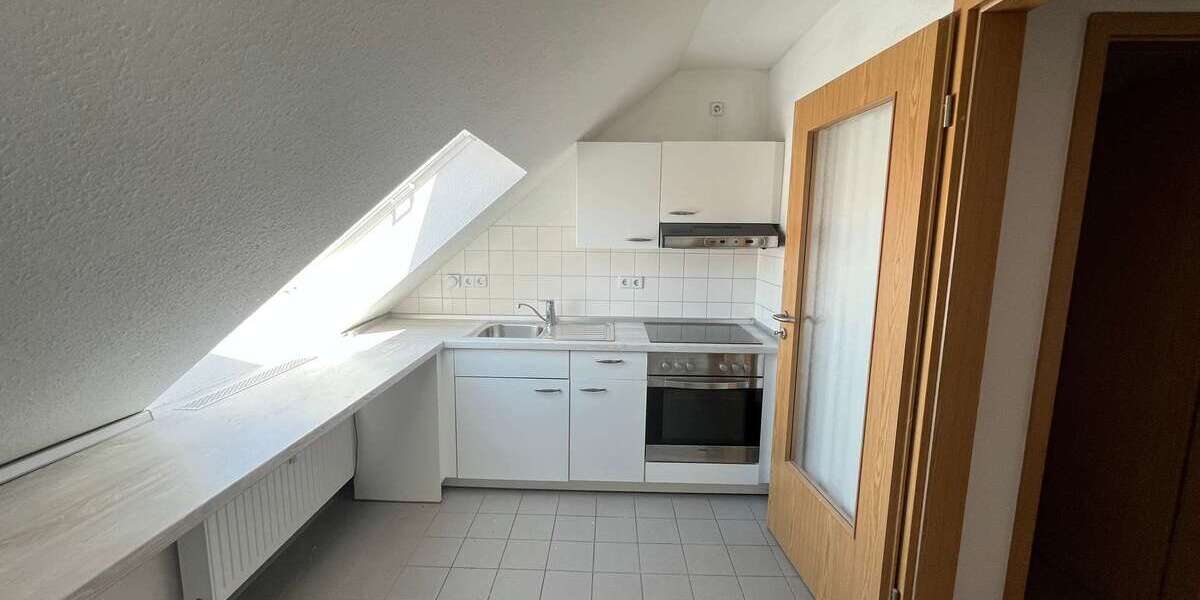 Etagenwohnung Halberstadt - 3 Zimmer, 76 m&sup2;, 419&euro; | Angebot:26758246