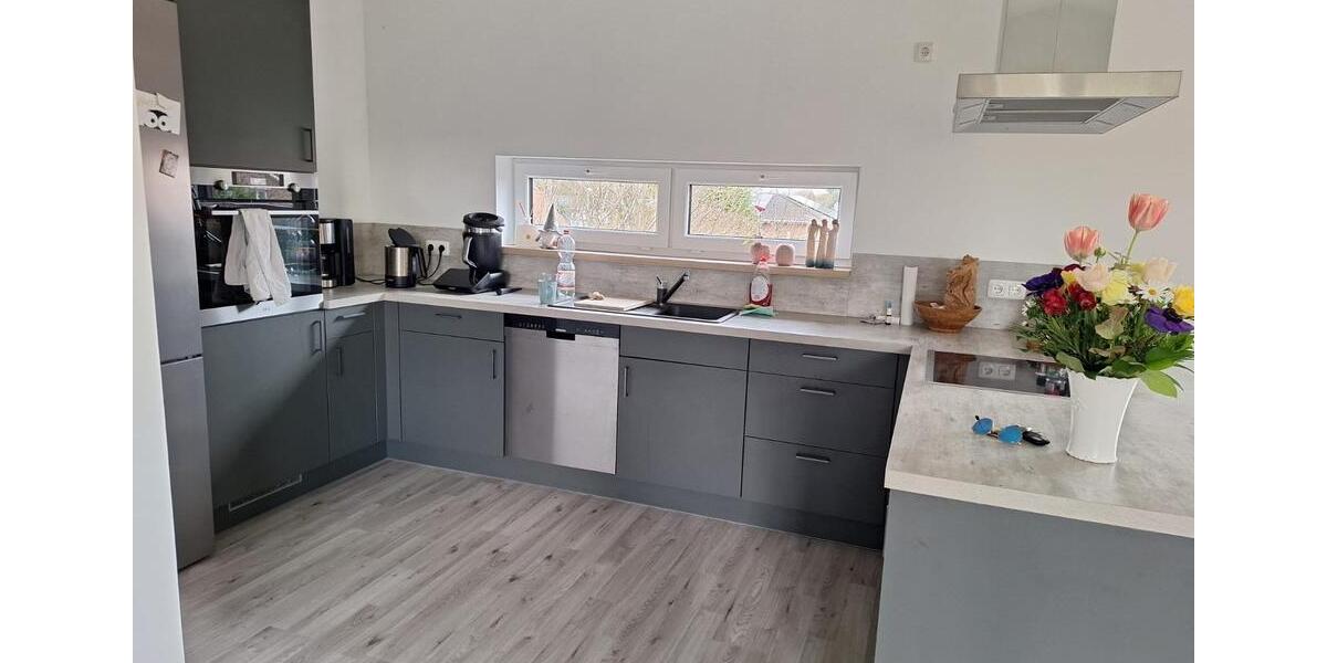 Etagenwohnung Bad Segeberg - 3 Zimmer, 104 m&sup2;, 1.250&euro; | Angebot:25304256