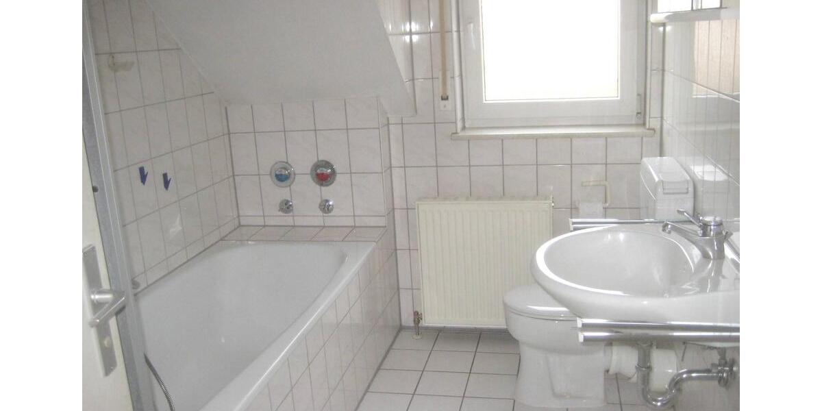 Erdgeschoßwohnung Bad Friedrichshall - 3.5 Zimmer, 74 m&sup2;, 840&euro; | Angebot:26407652