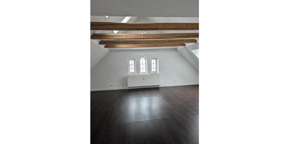 Dachgeschoßwohnung Ottobeuren - 2.5 Zimmer, 85 m&sup2;, 840&euro; | Angebot:24754066