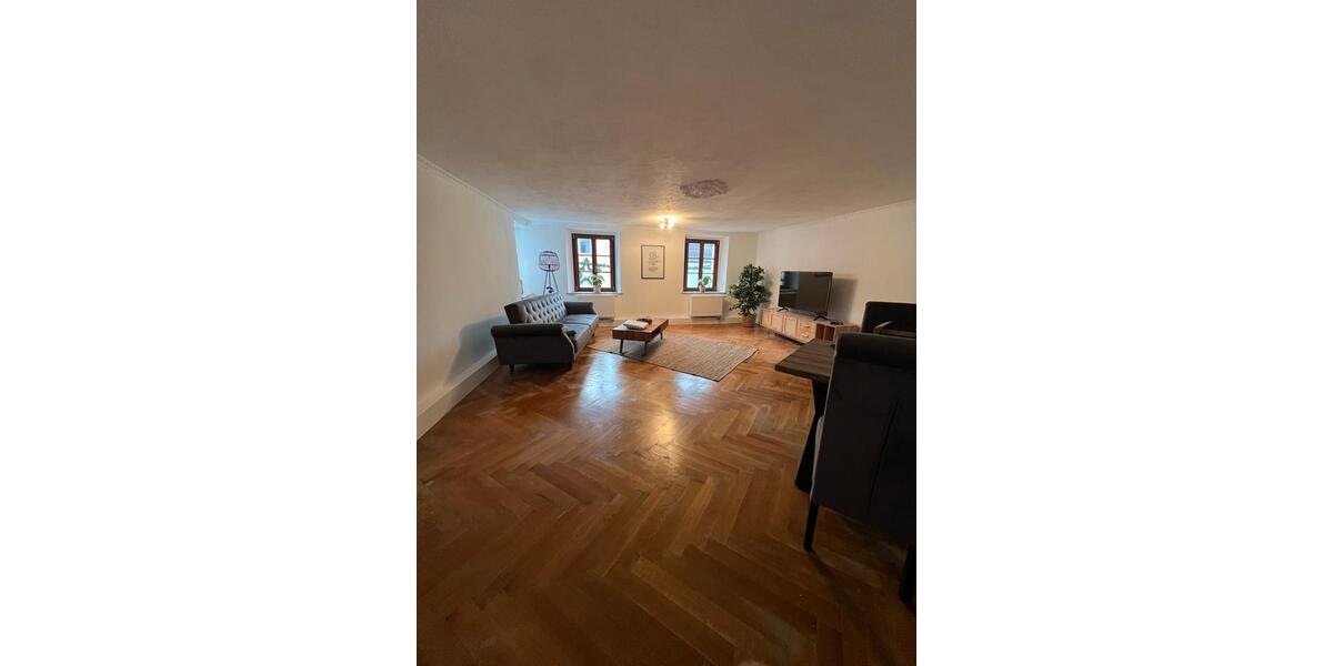 Etagenwohnung Schwandorf - 3 Zimmer, 96 m&sup2;, 1.050&euro; | Angebot:25305103