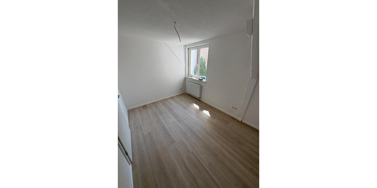 Etagenwohnung Güstrow - 4 Zimmer, 135 m&sup2;, 1.150&euro; | Angebot:26635660