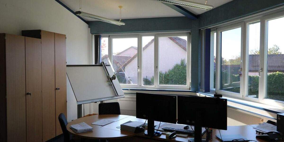 Gewerbeobjekt Herrieden Schernberg - 7 Zimmer, 220 m&sup2;, 2.528&euro; | Angebot:24436108