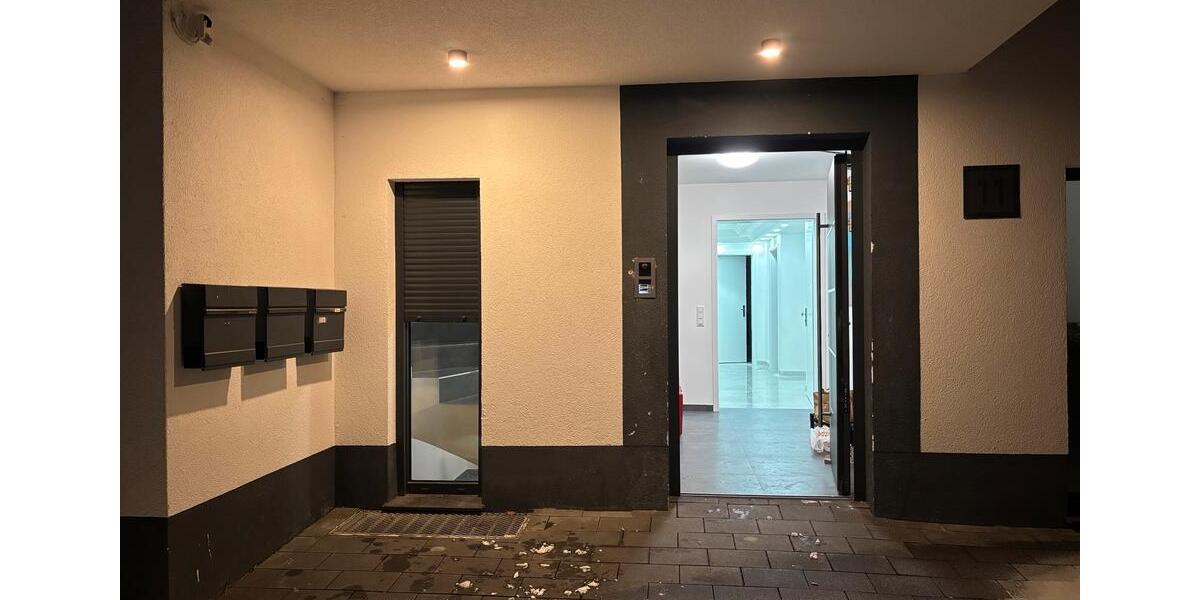 Erdgeschoßwohnung Kreuztal - 4 Zimmer, 135 m&sup2;, 1.500&euro; | Angebot:24819813