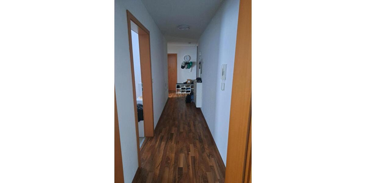 Erdgeschoßwohnung Römhild - 4 Zimmer, 80 m&sup2;, 695&euro; | Angebot:26149603