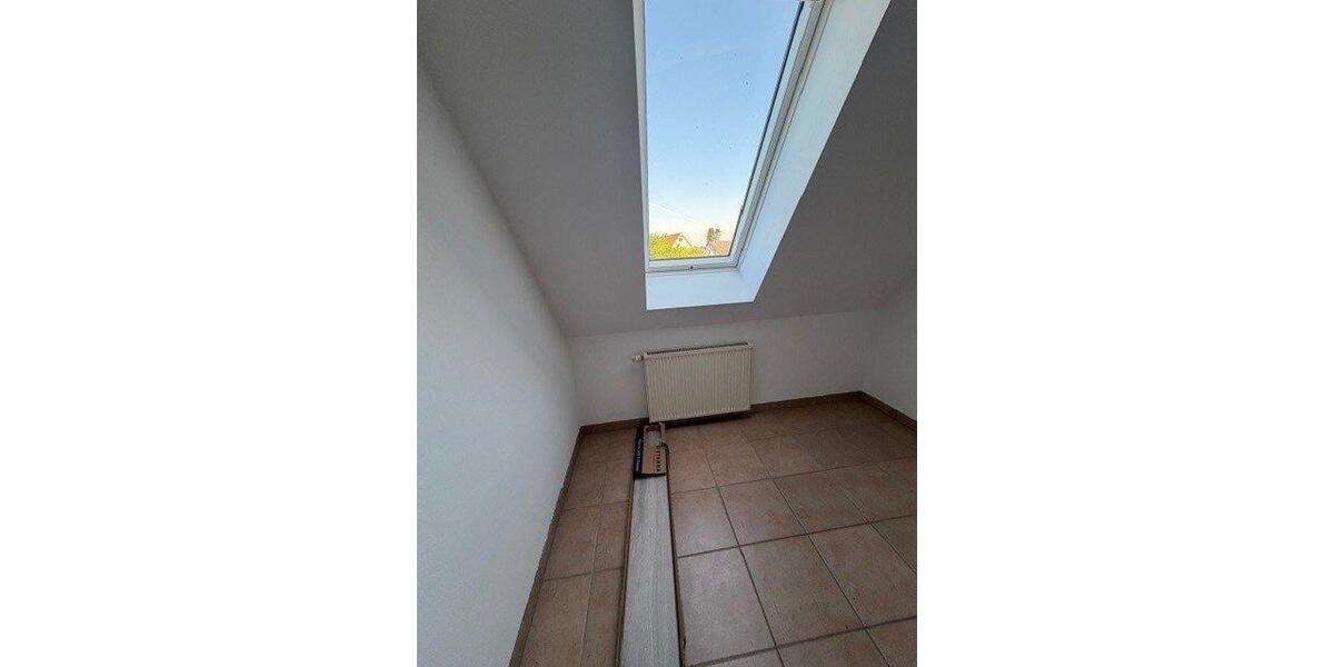 Etagenwohnung Köln Rodenkirchen - 2 Zimmer, 68 m&sup2;, 710&euro; | Angebot:23845781