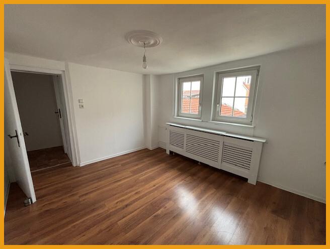 Dachgeschoßwohnung Alsfeld - 3 Zimmer, 82 m&sup2;, 640&euro; | Angebot:23818105
