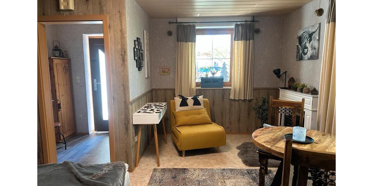 Erdgeschoßwohnung Neudrossenfeld - 1 Zimmer, 33 m&sup2;, 660&euro; | Angebot:26395859