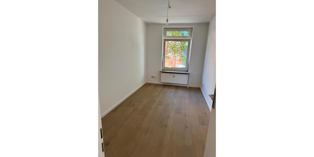 Etagenwohnung Uetersen - 4.5 Zimmer, 118 m&sup2;, 1.500&euro; | Angebot:26426662