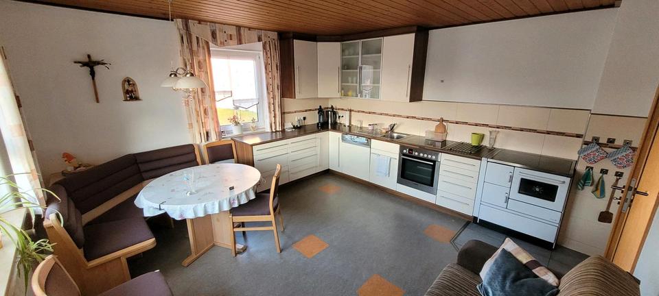 Erdgeschosswohnung mit Keller Nichtraucher 4 zimmer