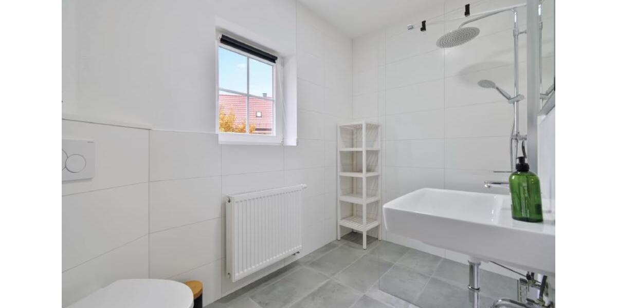 Einfamilienhaus Waldershof - 7 Zimmer, 155 m&sup2;, 1.900&euro; | Angebot:25751317