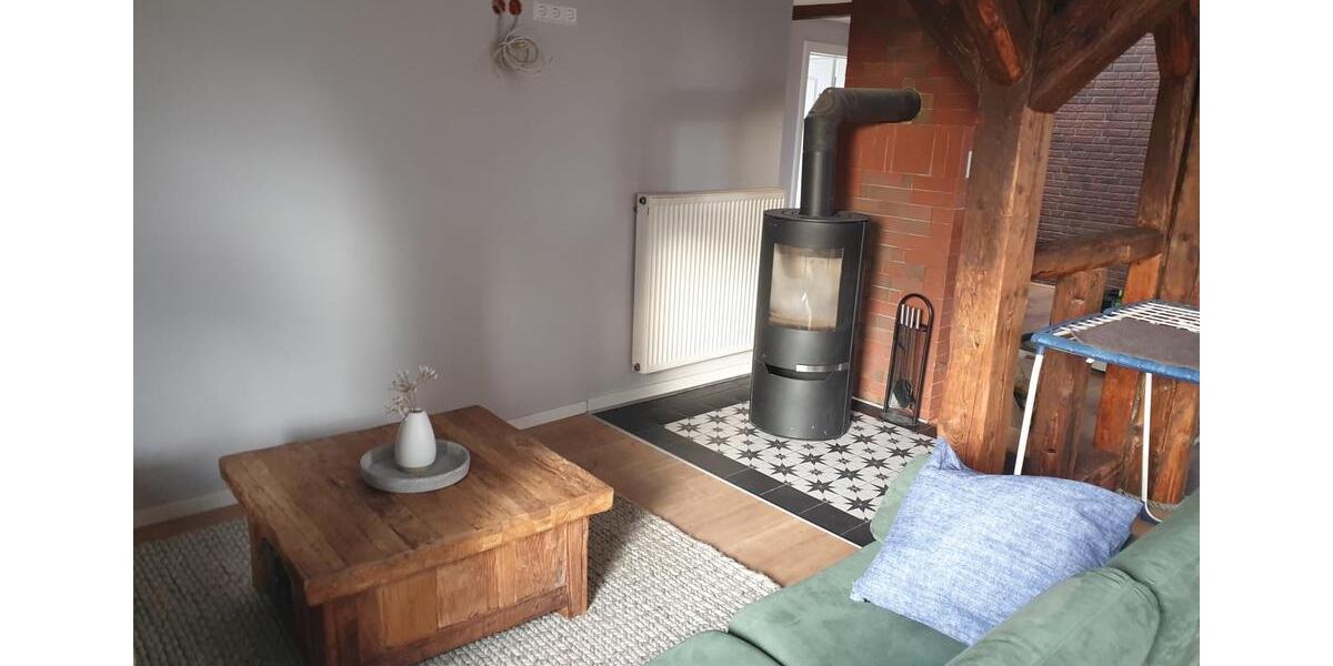 Etagenwohnung Eicklingen - 3 Zimmer, 100 m&sup2;, 1.200&euro; | Angebot:25995447