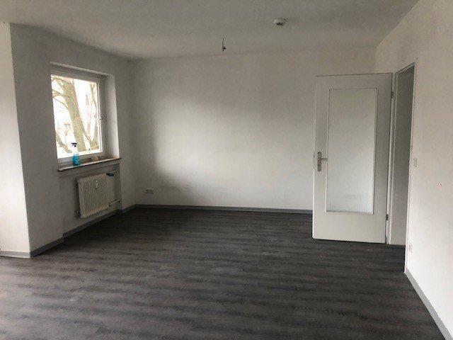 Etagenwohnung Baunatal - 4 Zimmer, 110 m&sup2;, 930&euro; | Angebot:26665469