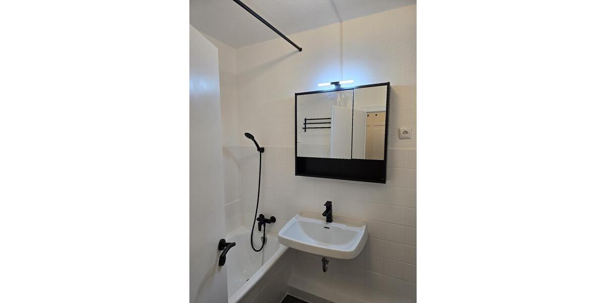 Etagenwohnung Kiel Ellerbek - 1 Zimmer, 40 m&sup2;, 499&euro; | Angebot:25311317