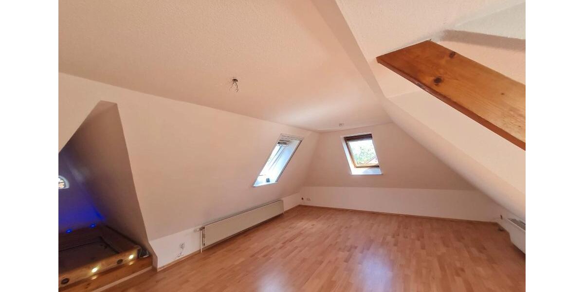 Dachgeschoßwohnung Barlt - 1 Zimmer, 47 m&sup2;, 320&euro; | Angebot:26310557