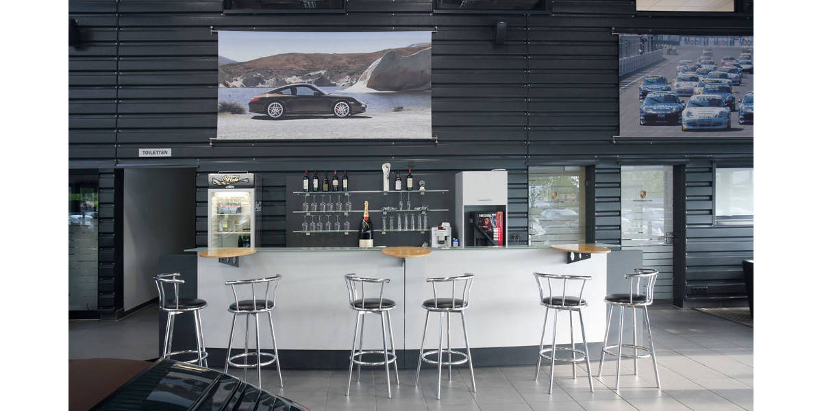 Porsche Zentrum Regensburg - RESERVIERT zimmer