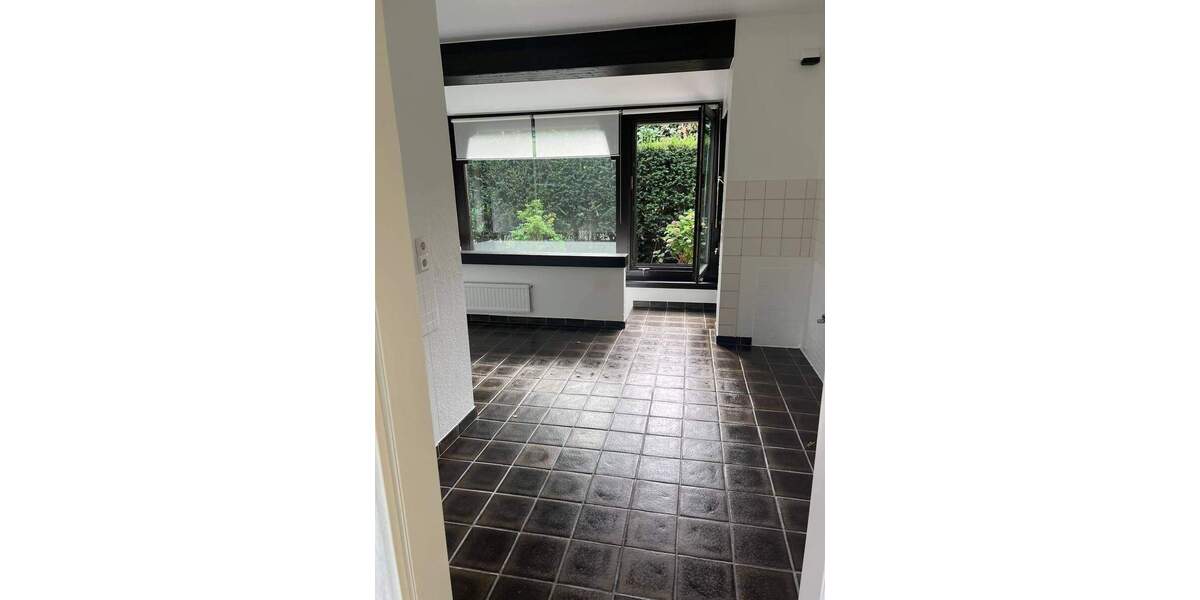 Einfamilienhaus Düsseldorf Kaiserswerth - 2 Zimmer, 80 m&sup2;, 1.200&euro; | Angebot:24348096