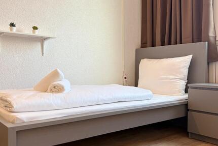 Wohnen auf Zeit Gronau (Westfahlen) - 100 Zimmer, 200 m&sup2;, 15&euro; | Angebot:25791851