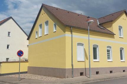 Wohnung Staßfurt Löderburg - 3 Zimmer, 81 m&sup2;, 395&euro; | Angebot:25963970