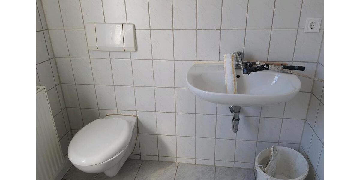 Etagenwohnung Weida - 1 Zimmer, 62 m&sup2;, 300&euro; | Angebot:26286391