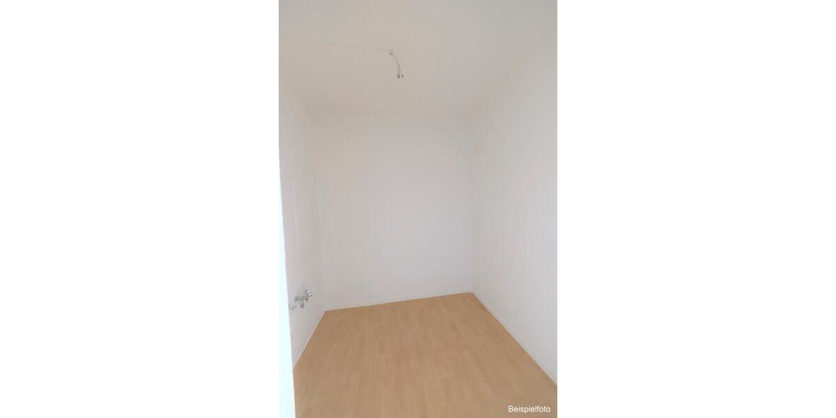 Etagenwohnung Saalfeld (Saale) - 4 Zimmer, 69 m&sup2;, 369&euro; | Angebot:26234097