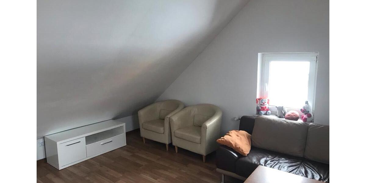 Dachgeschoßwohnung Höpfingen - 2.5 Zimmer, 60 m&sup2;, 600&euro; | Angebot:26525462