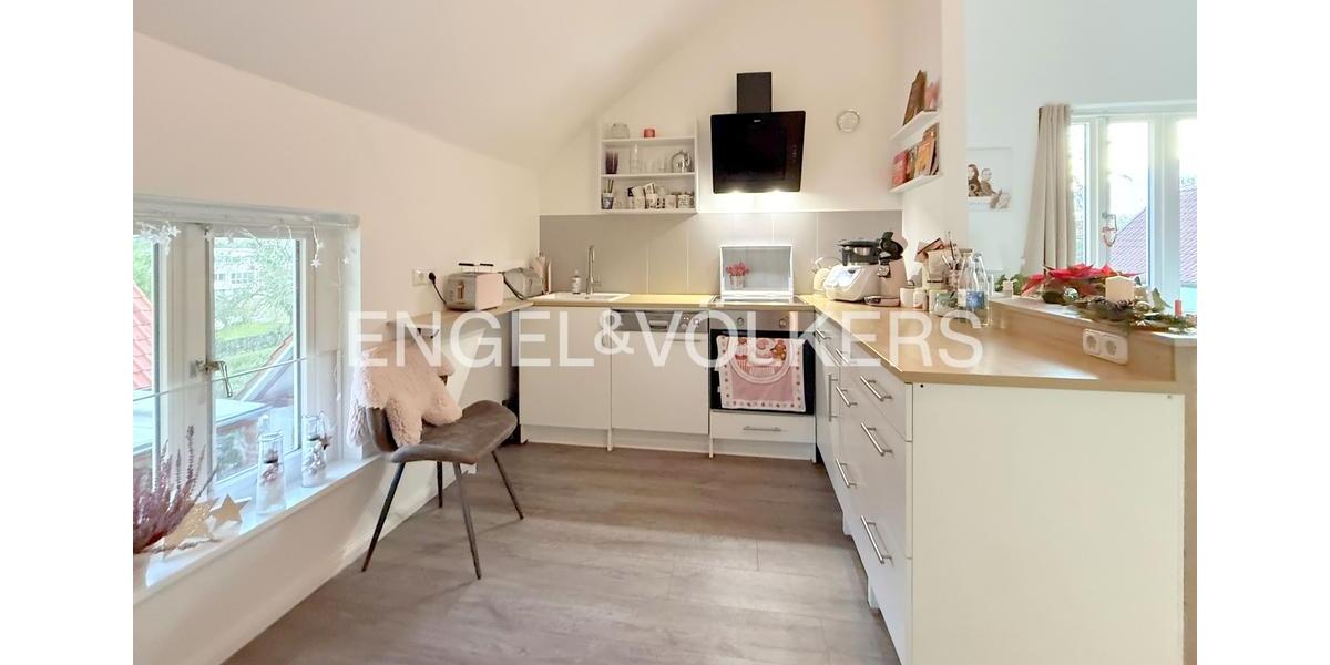 Etagenwohnung Varel - 4 Zimmer, 106 m&sup2;, 880&euro; | Angebot:24378588