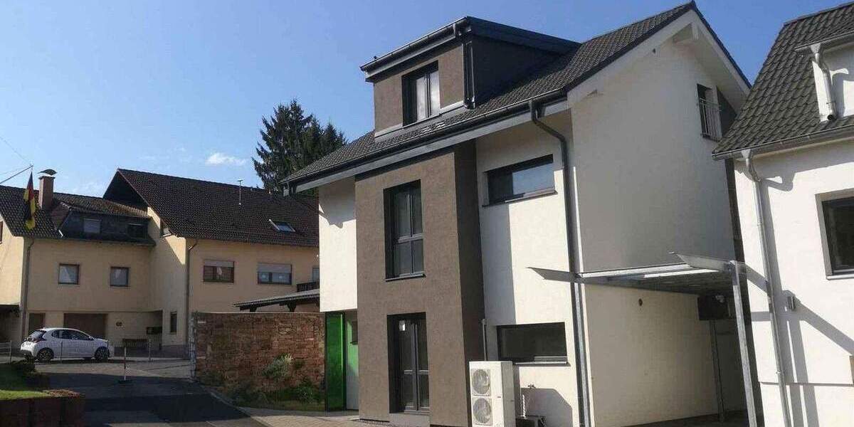 EFH, A+ Energiesparhaus, Erstbezug, Familienglück mit Garten, schöne Lage in Spielstr_0160.798 0 376 5 zimmer