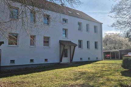 Wohnung Ballenstedt - 3 Zimmer, 65 m&sup2;, 500&euro; | Angebot:26049078