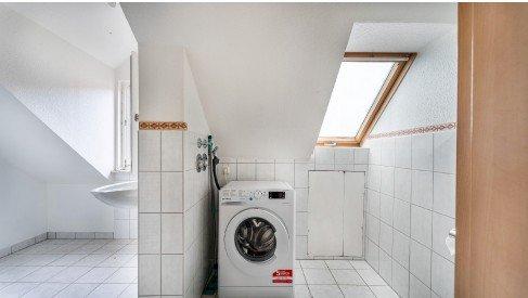 Dachgeschoßwohnung Schramberg Tennenbronn - 2 Zimmer, 45 m&sup2;, 400&euro; | Angebot:26047544