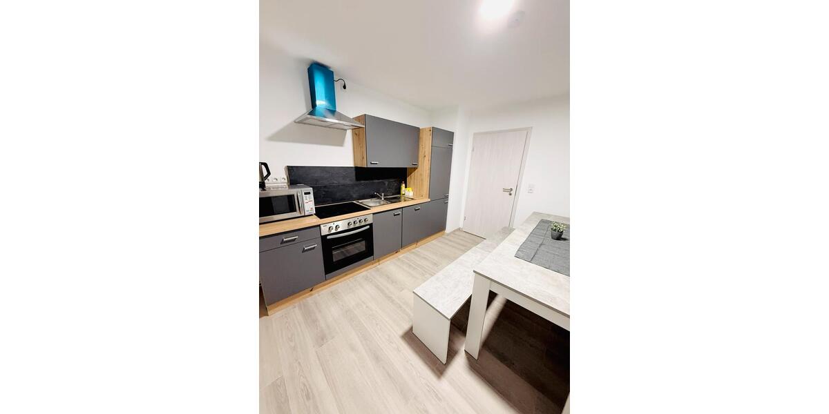 Wohnen auf Zeit Kitzingen - 5 Zimmer, 130 m&sup2;, 20&euro; | Angebot:25722306