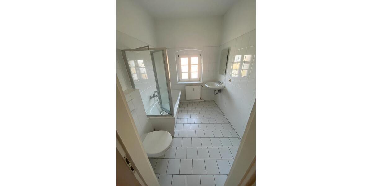 Etagenwohnung Ballenstedt - 2 Zimmer, 66 m&sup2;, 430&euro; | Angebot:23038060