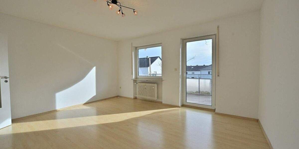 Etagenwohnung Schwabach Limbach - 4 Zimmer, 98 m&sup2;, 980&euro; | Angebot:25096329