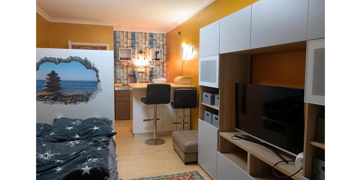 1 Zimmer Apartment möbliert, Balkon, Keller. Warmmiete 1 zimmer