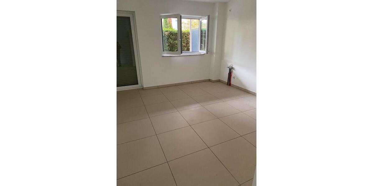 Erdgeschoßwohnung Pracht - 2 Zimmer, 70 m&sup2;, 1.300&euro; | Angebot:26422424